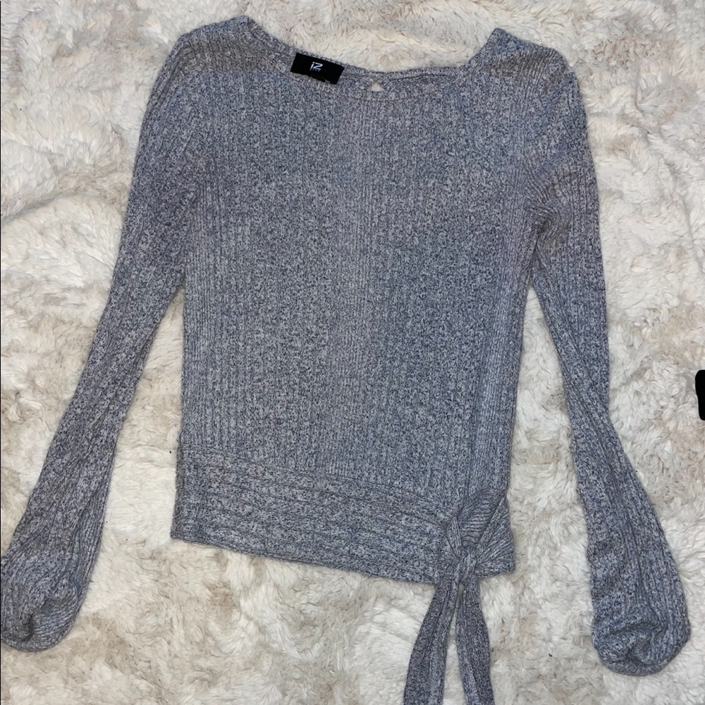 iZ Byer Long Sleeve Gray Top Size XS